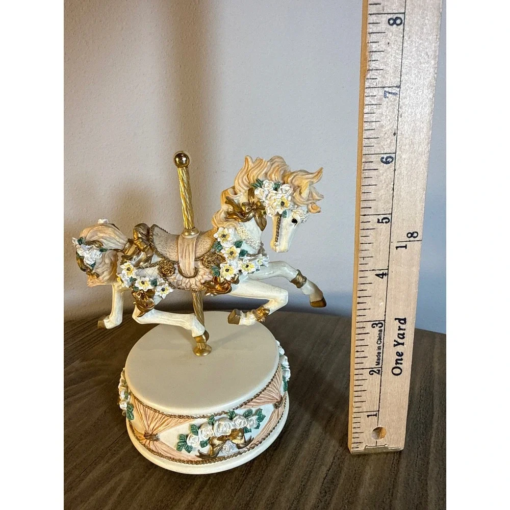 VTG San Francisco Music Box Co Carousel Horse Large Figurine #640755 Cream Works